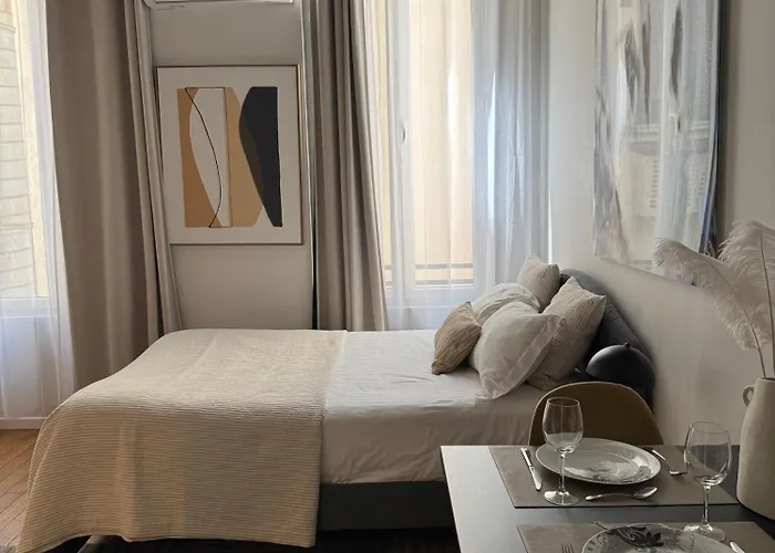 Lovely Flat, Center Of Paris